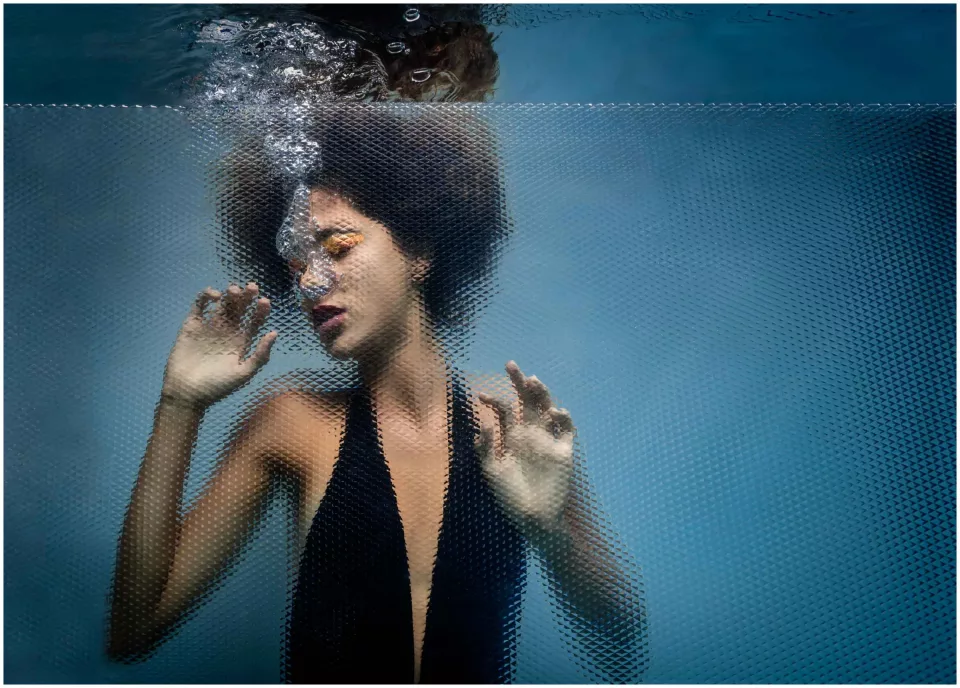 Série Style, Maya Almeida